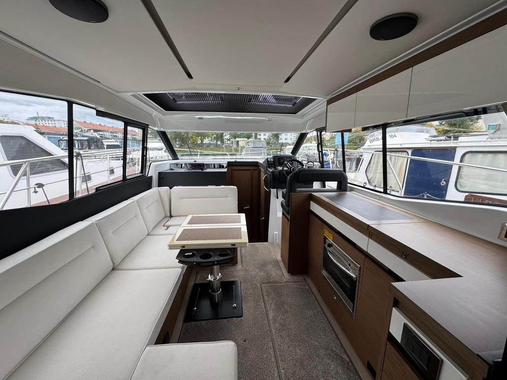 Jeanneau NC 37 Motoryacht kaufen - HW Bootcenter - Bild 3