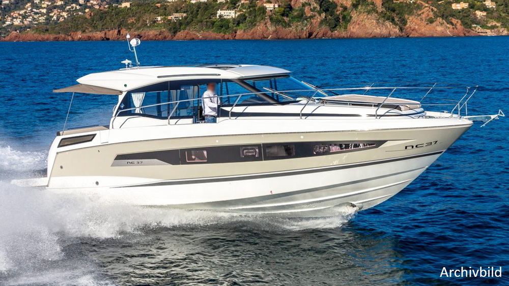Boat Image
