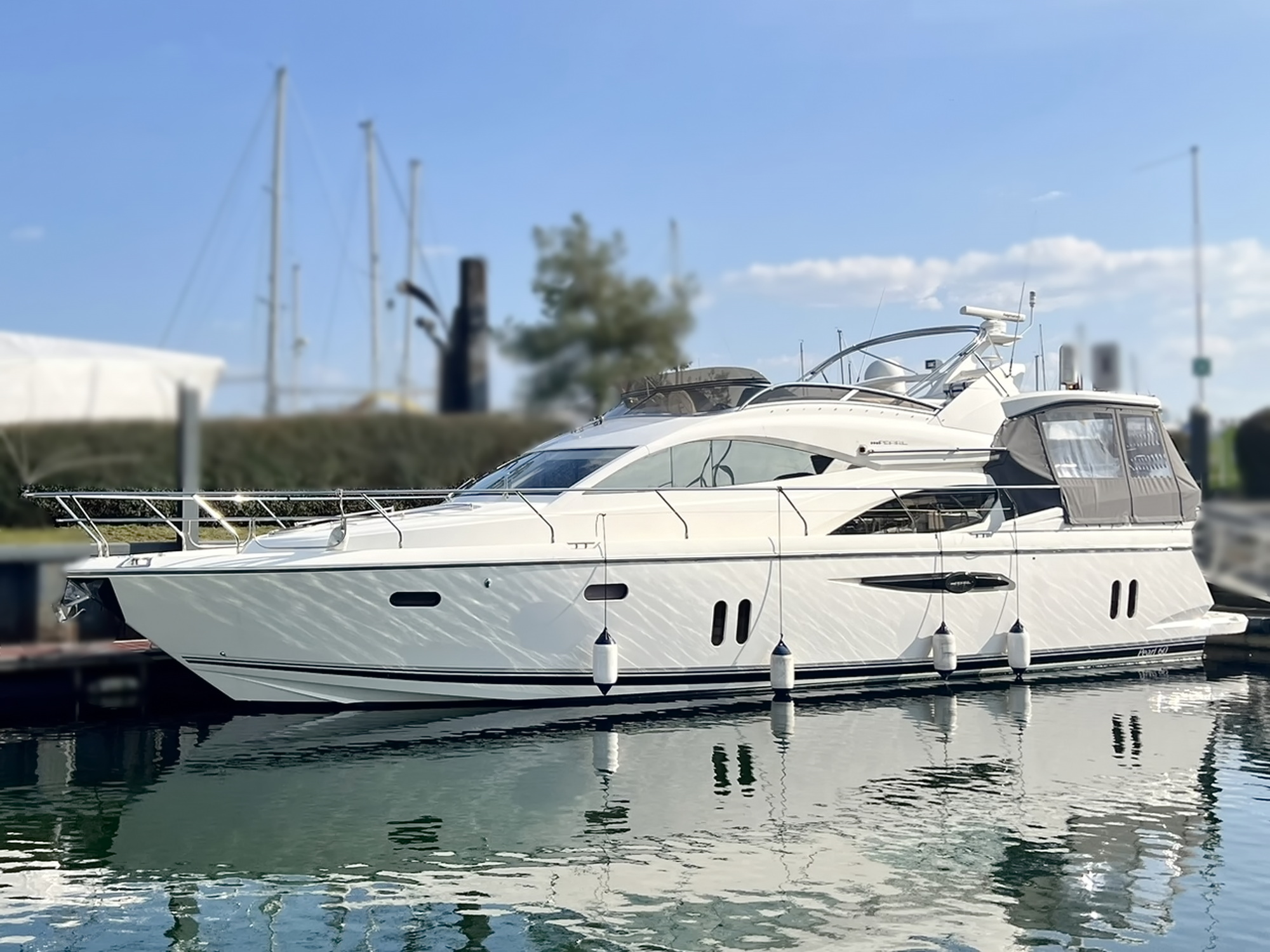 Pearl 60 Motoryacht kaufen - HW Bootcenter - Bild 3