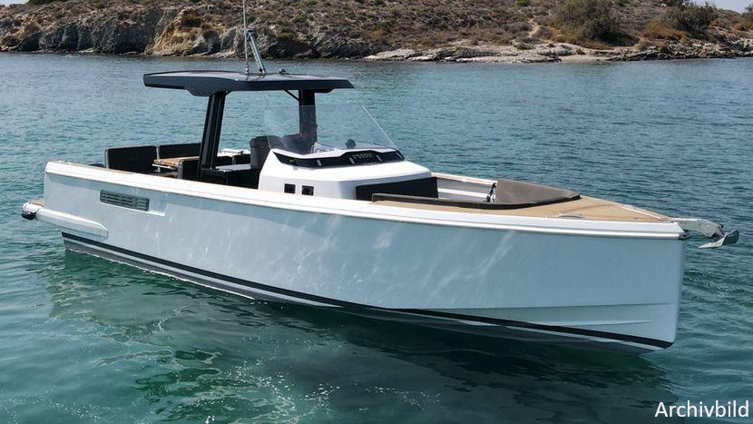 Boat Image